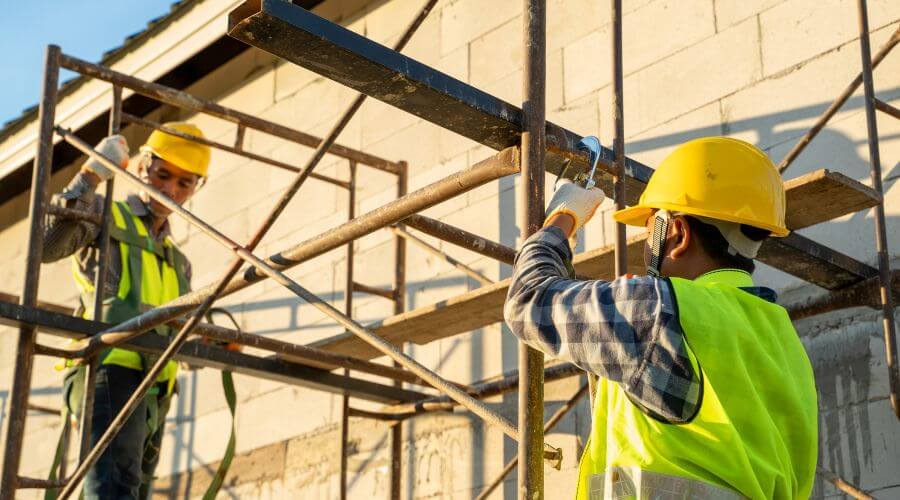 Professional fairlawn roofing services in Alpha, MI